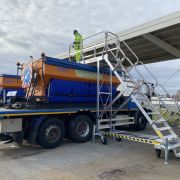 Solutions for heavy salt spreader vehicles  - Scala System with front cantilever for heavy vehicles