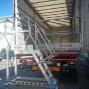 Scala system with special railing for trucks - 
