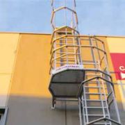 Scala alla marinara SVS - Vertical Fixed Ladder with Safety Cage