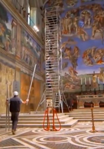 Special scaffold tower for the Sistine Chapel 